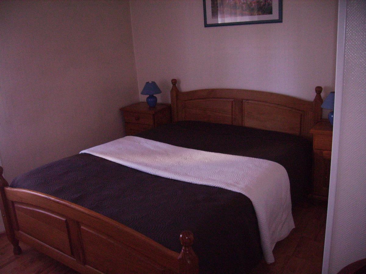 Le Maryland Hotell Blanzy Rum bild